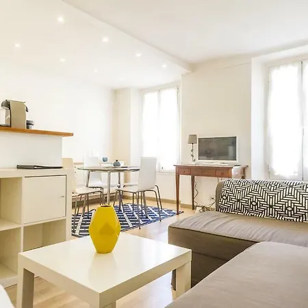 Agence Anthalia - Carre D'or Apartment